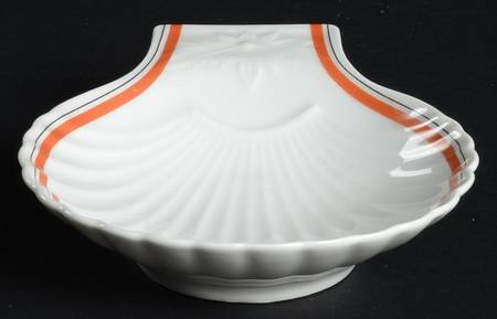 Bistrot Rust Orange 6" Shell Shaped Dish