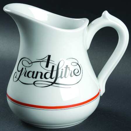 Bistrot Rust Orange 48 Oz Pitcher