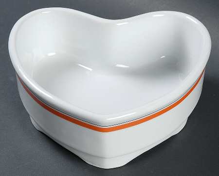 Bistrot Rust Orange 6" Heart Shaped Bowl