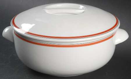Bistrot Rust Orange 2 Qt Round Covered Casserole