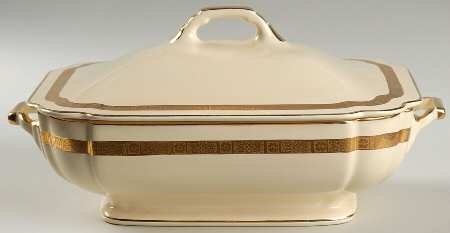 Royal Gold Oval Covered Vegetable by Pearl China 
