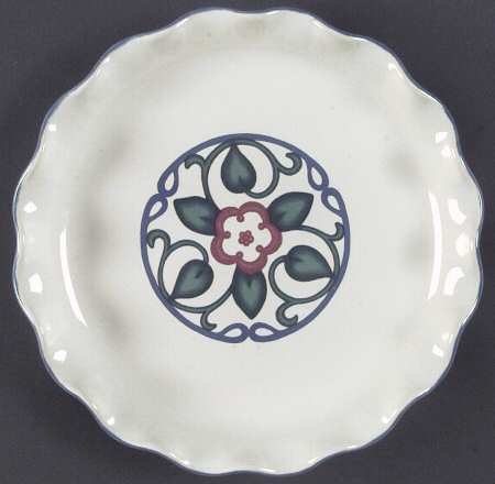 Arbor Vine Fluted Luncheon Plate