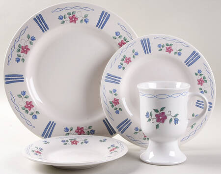 Bonnie Brae 4 Piece Place Setting