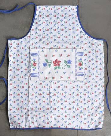 Bonnie Brae Cloth Kitchen Apron