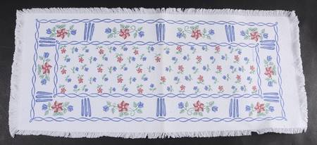 Bonnie Brae 12" X 29" Cloth Table Runner