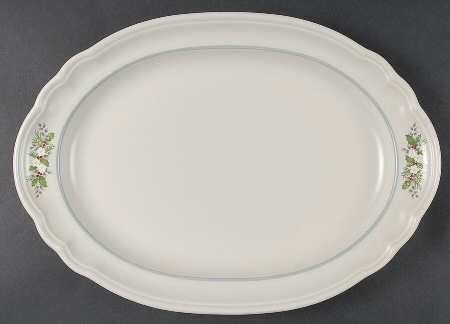 Christmas Heirloom 14" Oval Serving Platter