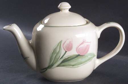 Garden Party (Garden Impressions) Oval Teapot & Lid