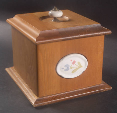 Garland Small Wood Canister & Lid