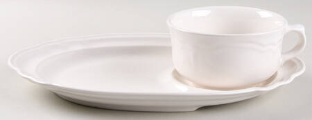 Gazebo White Snack Tray & Soup Mug Set