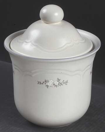 Heirloom Small Canister & Lid