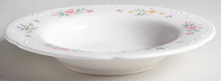 Meadow Lane Large Rim Soup Bowl