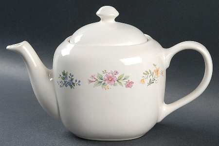 Meadow Lane Oval Teapot & Lid