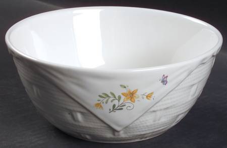 Meadow Lane Basket Bowl