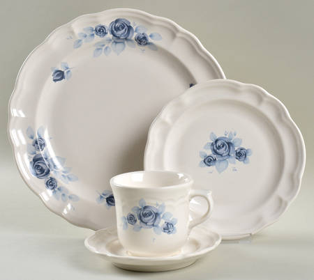 Memories 4 Piece Place Setting
