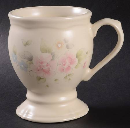 Tea Rose Pedestal Mug