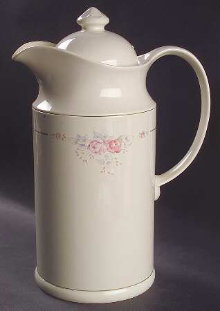 Trousseau Plastic Thermos/Carafe & Lid