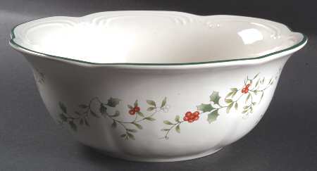 Winterberry 9" Round Vegetable Bowl