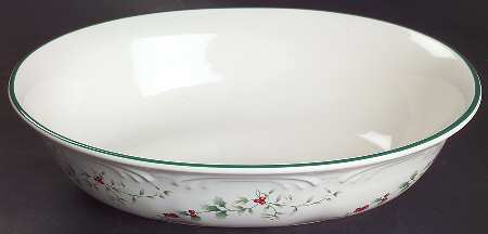 Winterberry 10" Oval Vegetable Bowl