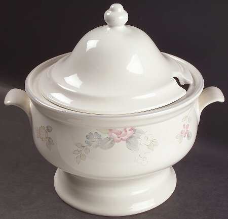 Wyndham Tureen &  Lid