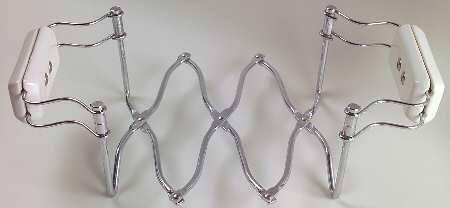 Yorktowne Metal Stand for 1 Qt Round Covered Casserole