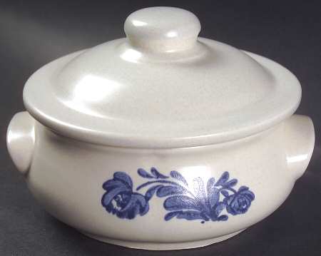 Yorktowne Individual Casserole & Lid