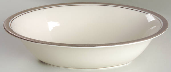 Geneva (Ivory Background) 9" Oval Vegetable Bowl