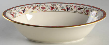 Natasha 9" Oval Vegetable Bowl