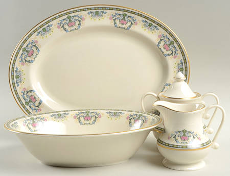 Navarre 5 Piece Hostess Set