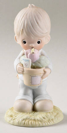 To a Special Mum by Precious Moments