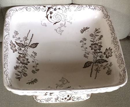 Chelsea Brown Round Compote (Height X Width)