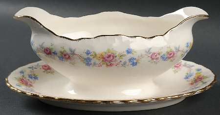 Flora Bell Gravy Boat with Attached Underplate