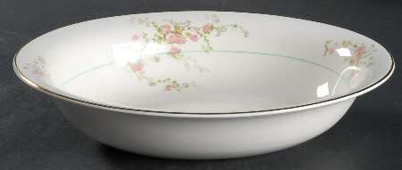 Gwendolyn 10" Oval Vegetable Bowl