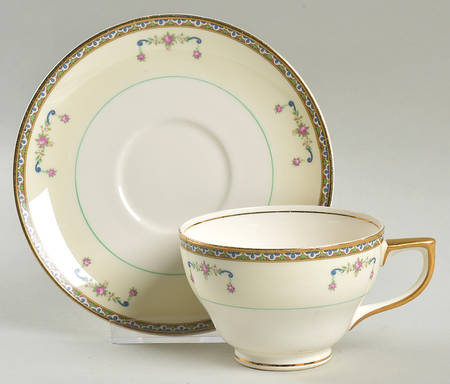Melrose Footed Cup & Saucer Set