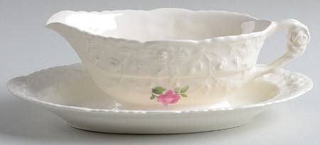 25004 Gravy Boat & Underplate/Relish