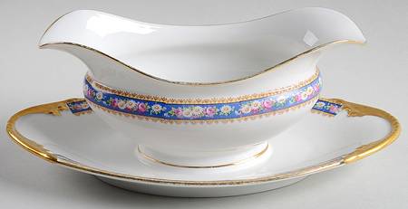 POY70 Gravy Boat with Attached Underplate