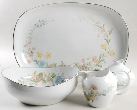 Berkshire 5 Piece Hostess Set