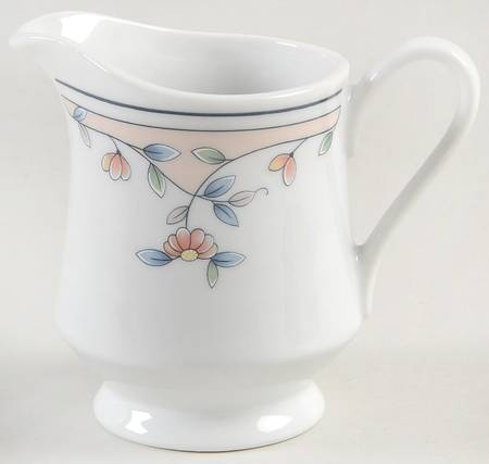 Heritage Blossom Creamer