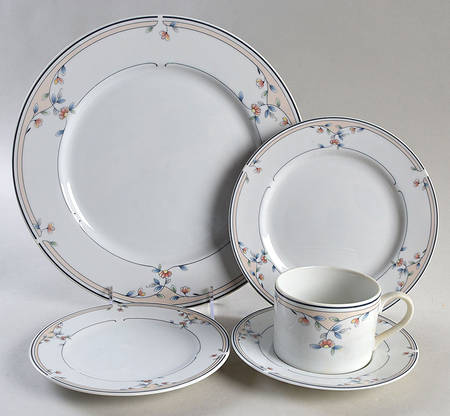 Heritage Blossom 5 Piece Place Setting