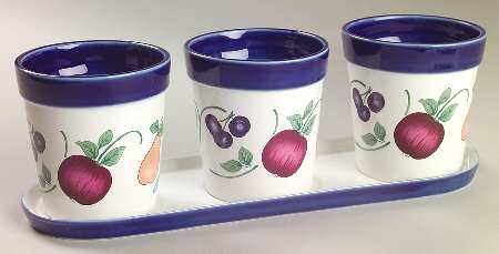 Orchard Medley Flower Pot Set, Three Pots on Tray
