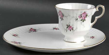 Windsor Rose Snack Plate & Cup Set