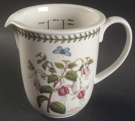 Botanic Garden 30 Oz Measuring Jug