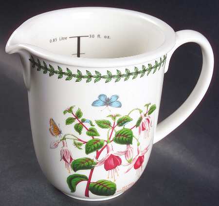 Botanic Garden 30 Oz Measuring Jug