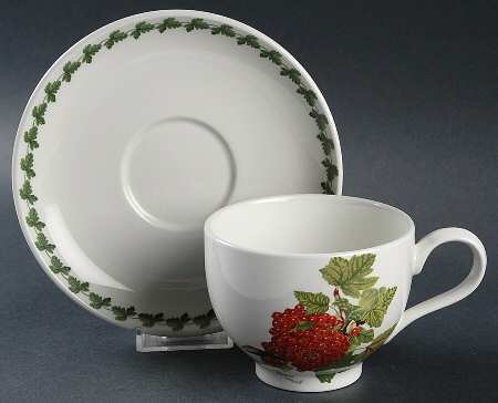 Pomona Traditional Breakfast Cup & Saucer w/Laurel Set by Portmeirion