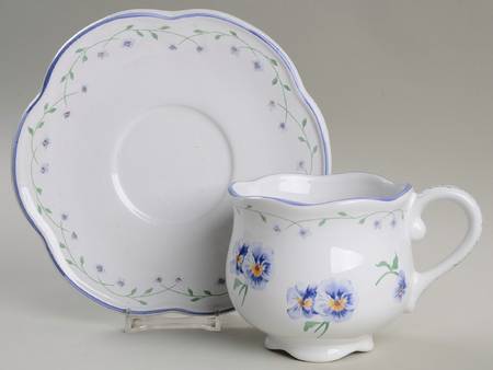 Edwina Footed Cup & Saucer Set