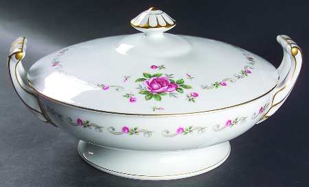 First Love Round Covered Vegetable by Puritan (Japan)