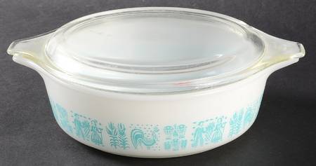Butterprint Turquoise 1 Pt Round Covered Casserole