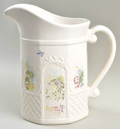 Cape May 70 Oz Pitcher