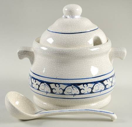 Dedham Rabbit Small Tureen w/Lid & Ladle