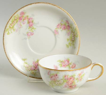 Footed Cup & Saucer Set