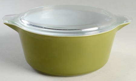 Verde (Green) 2.5 Qt Round Covered Casserole